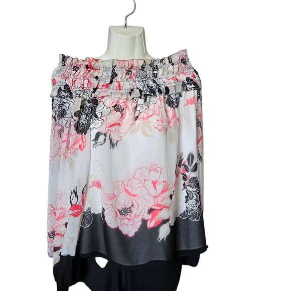 White House Black Market Soft White Garment - Picture 1 of 8